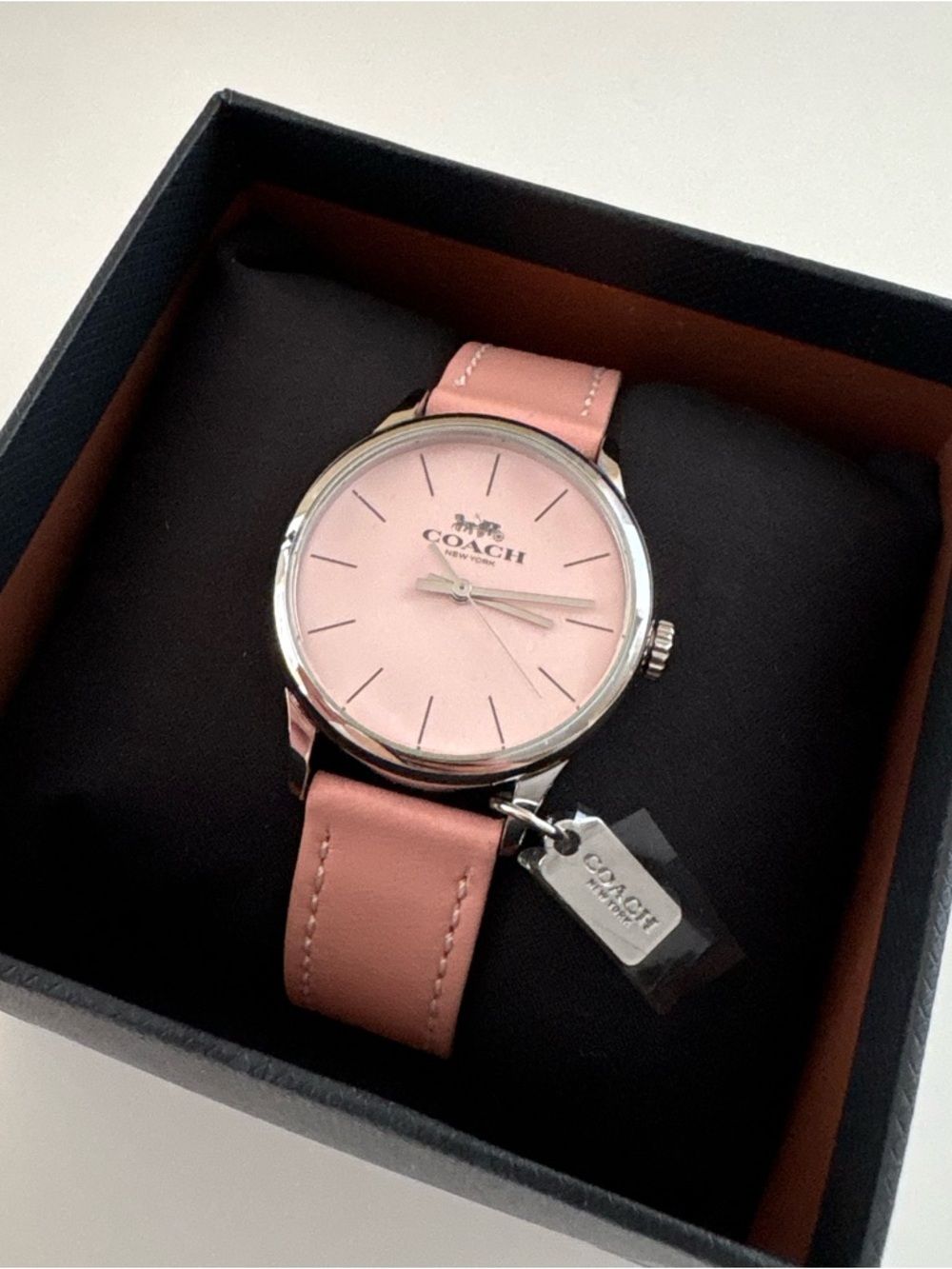 COACH Ruby 32MM LEATHER STRAP in BLUSH PINK - Picture 5 of 12